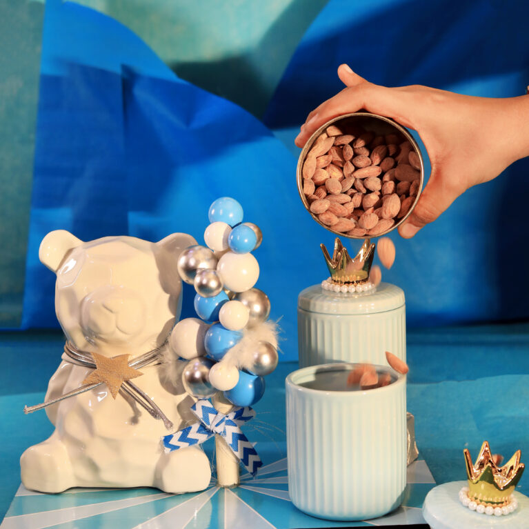 Giforia Royal Baby Boy Gift Set 👶💙 | Ceramic Bear & Crown Jar Duo