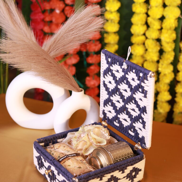 Royal Festive Gifting Hamper Box – Handcrafted Wicker Chest with Treats & Decor 🌸✨